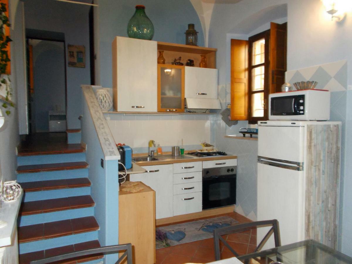 “La Loggia” Apartment กาซาเล มอนแฟร์ราโต ภายนอก รูปภาพ