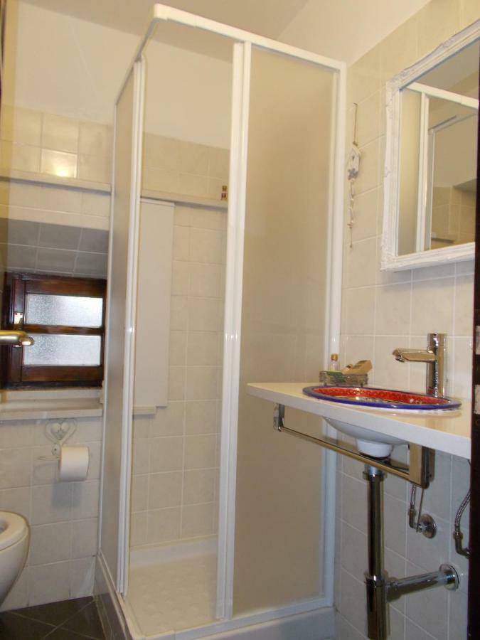 “La Loggia” Apartment กาซาเล มอนแฟร์ราโต ภายนอก รูปภาพ